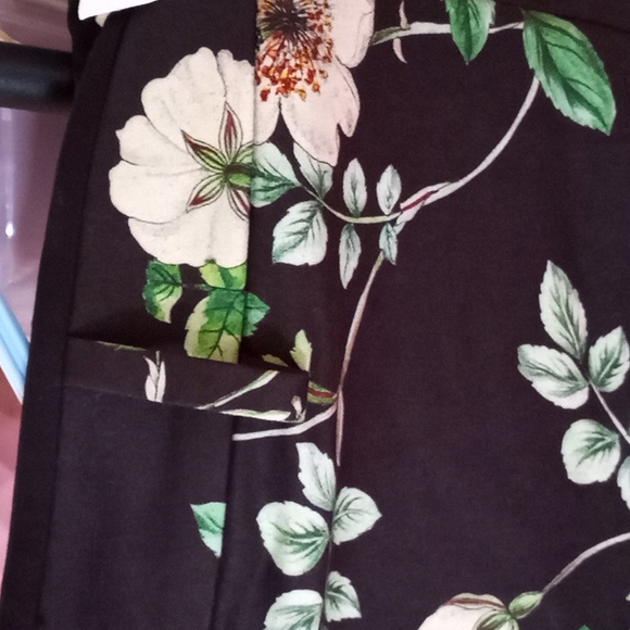H&M NWT Floral Pants - Picture 6 of 9